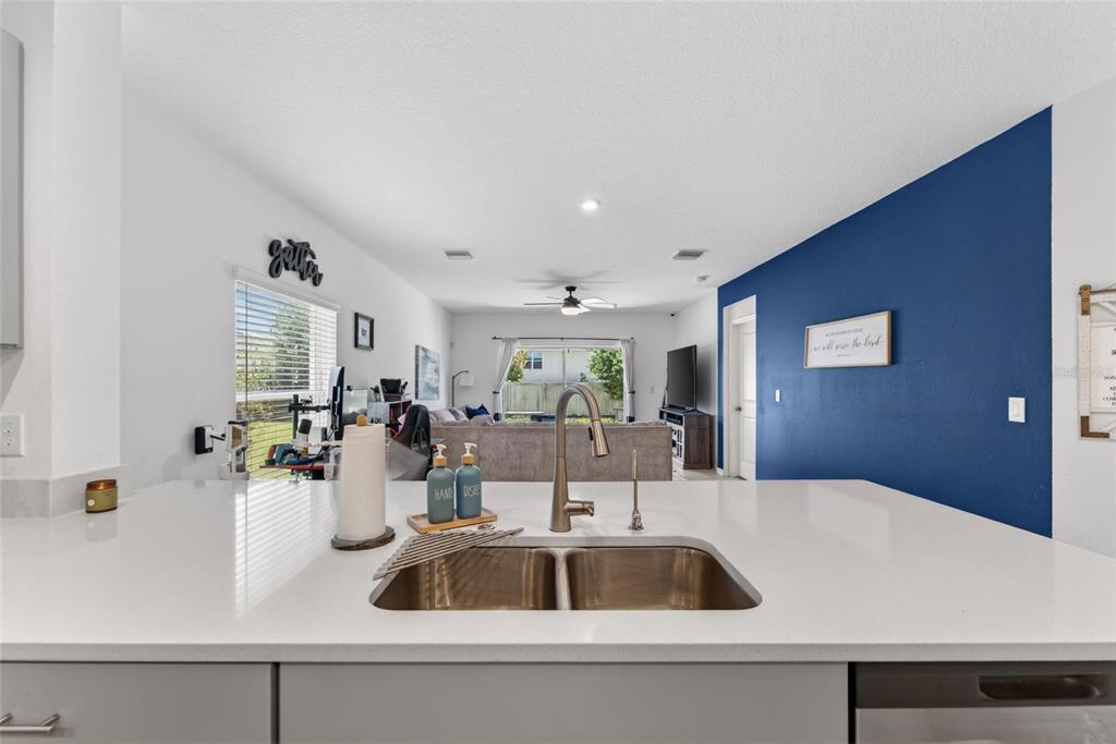 6239 Springmont Loop Palmetto, FL 34221 - Photo 26 of 67