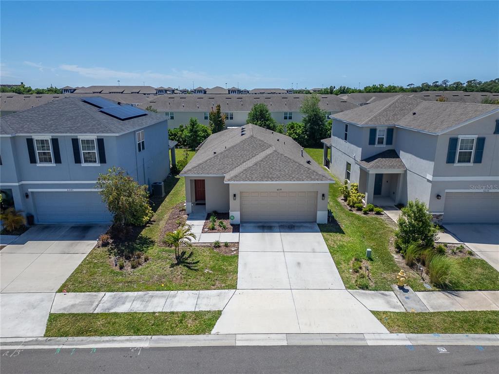 6239 Springmont Loop Palmetto, FL 34221 - Photo 3 of 67