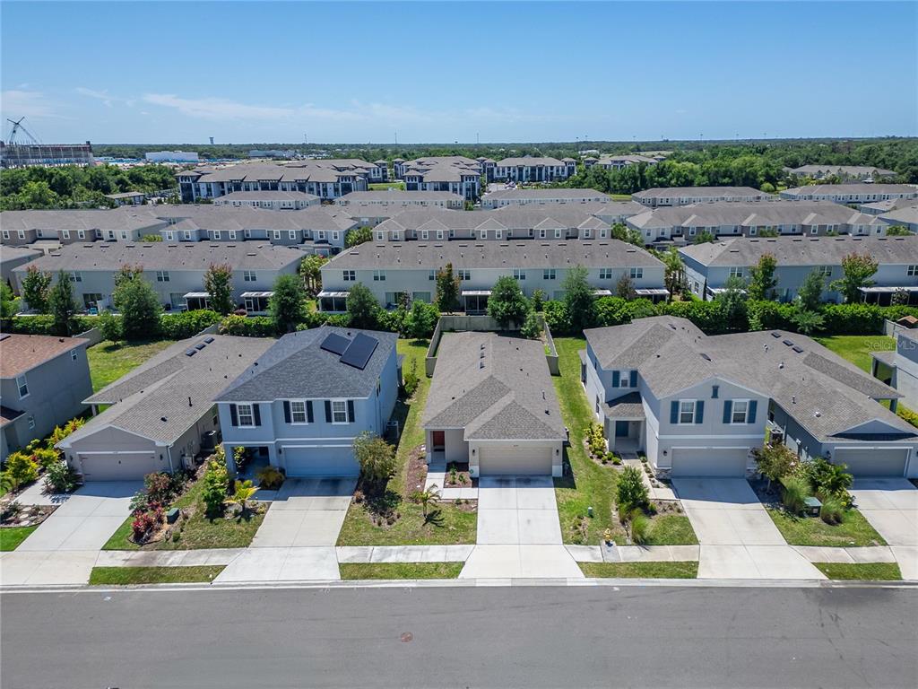 6239 Springmont Loop Palmetto, FL 34221 - Photo 4 of 67