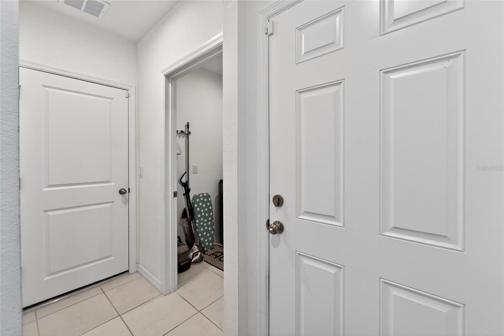 6239 Springmont Loop Palmetto, FL 34221 - Photo 8 of 67