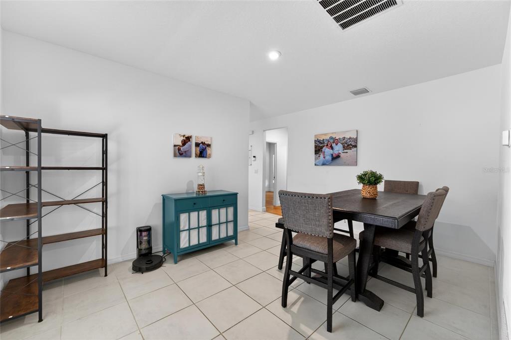 6239 Springmont Loop Palmetto, FL 34221 - Photo 9 of 67