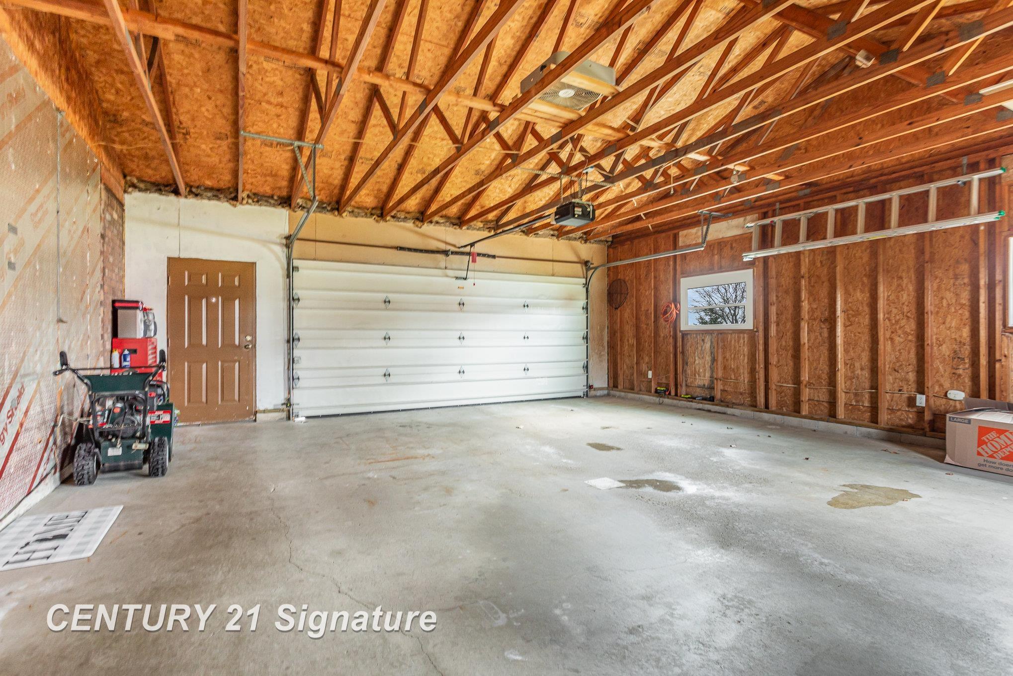 6784 7 Mile Road Freeland, MI 48623 - Photo 20 of 26
