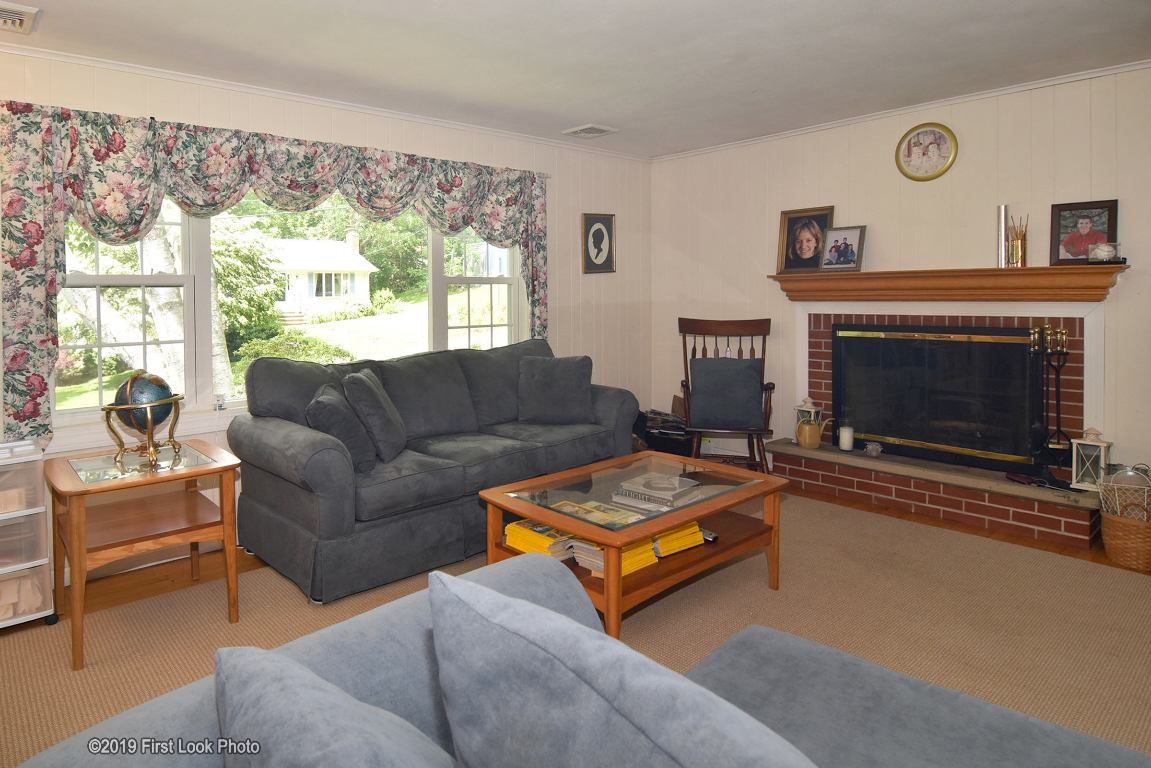 50 Edgewater Road Narragansett, RI 02882 - Photo 2 of 25