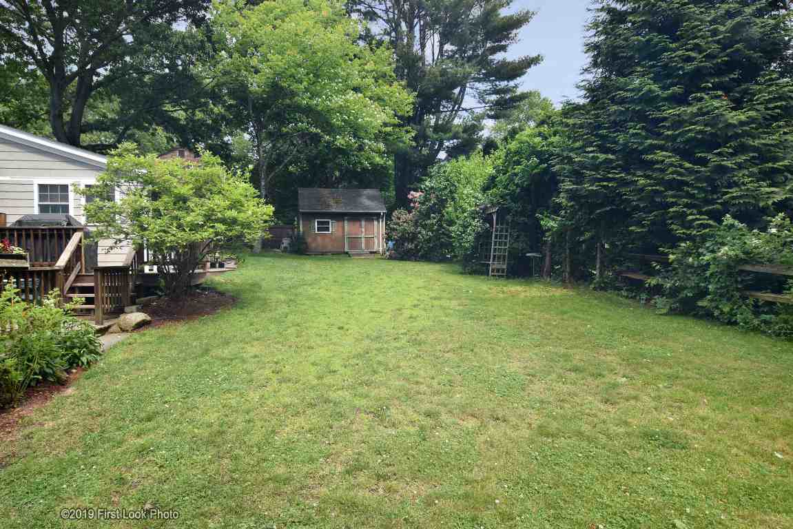 50 Edgewater Road Narragansett, RI 02882 - Photo 24 of 25