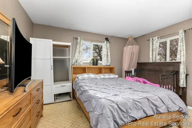 $259,900 | 225 11 Mile Road Northwest, Sparta, MI 49345