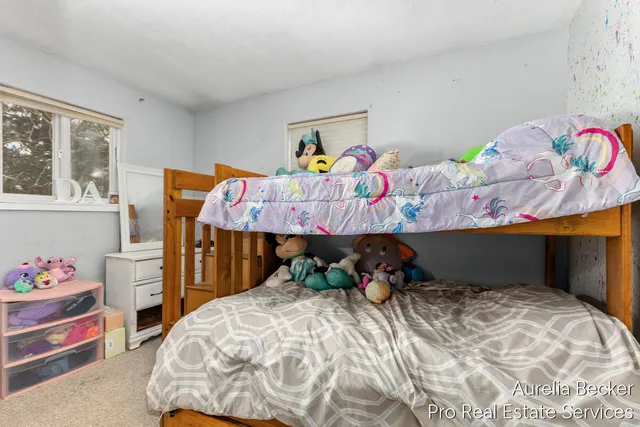 $259,900 | 225 11 Mile Road Northwest, Sparta, MI 49345