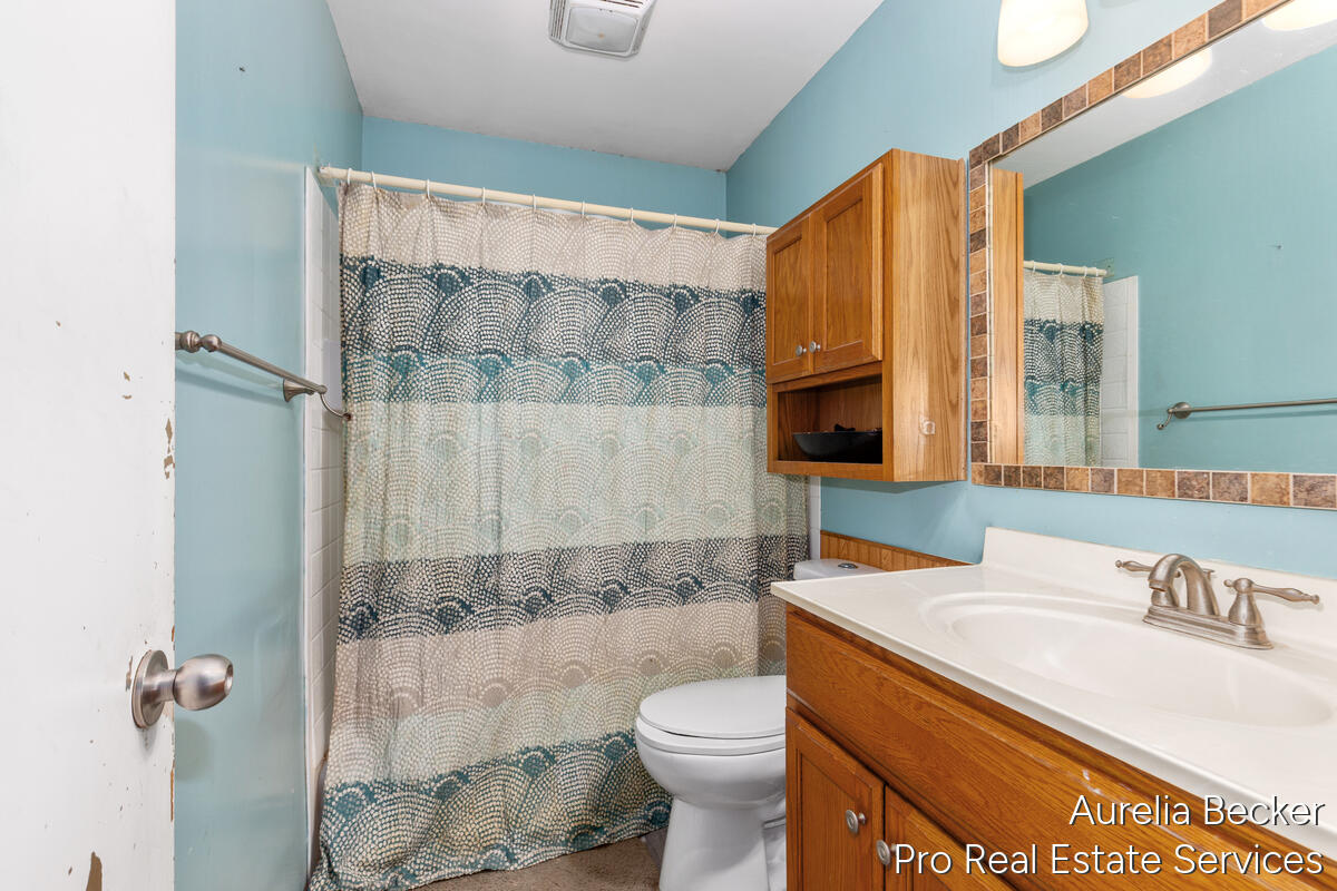 225 11 Mile Road Northwest Sparta, MI 49345 - Photo 18 of 30 225-11th-Mile_017