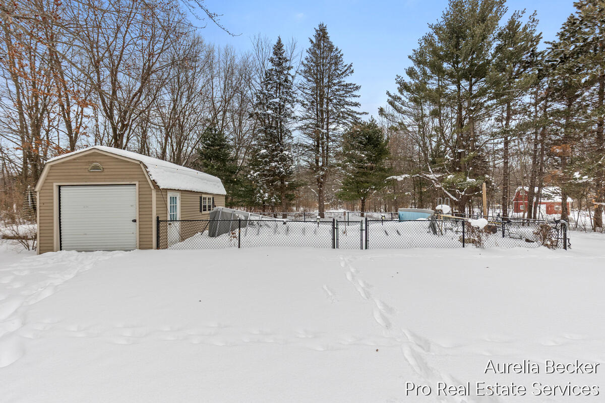 225 11 Mile Road Northwest Sparta, MI 49345 - Photo 21 of 30 225-11th-Mile_020