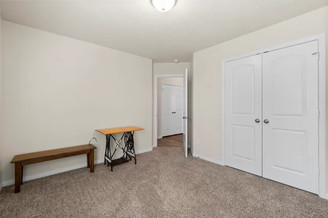 $297,499 | 199 Racetrack Lane, Montgomery, TX 77356