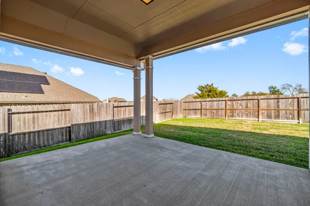 $297,499 | 199 Racetrack Lane, Montgomery, TX 77356