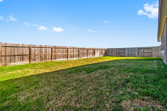 $297,499 | 199 Racetrack Lane, Montgomery, TX 77356