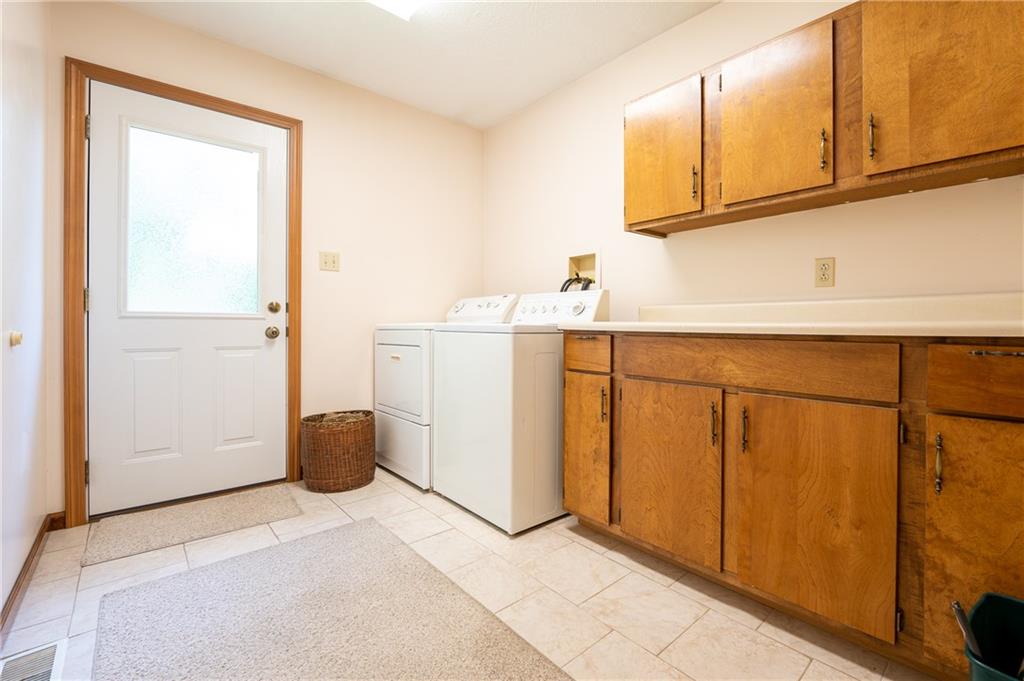 3242 Ridgeway Road Greensburg, PA 15601 - Photo 14 of 25 Gallery Image 14