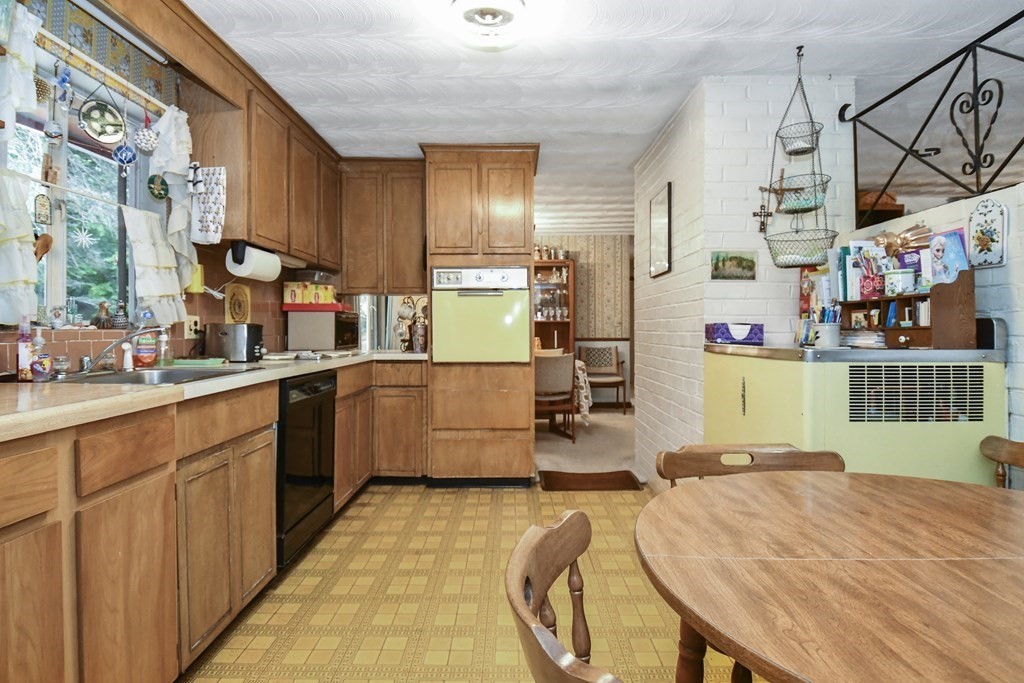 3 Clarissa Road Chelmsford, MA 01824 - Photo 8 of 15 a kitchen with lots of counter top space
