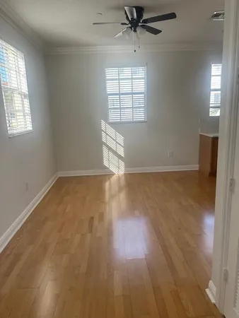 $3,000 | 2502 North Dixie Highway, Unit 49, Lake Worth, FL 33460