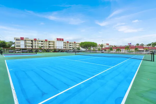 a view of a tennis court