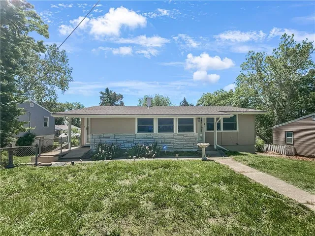 $243,000 | 2939 Jewett Street, Kansas City, MO 64117
