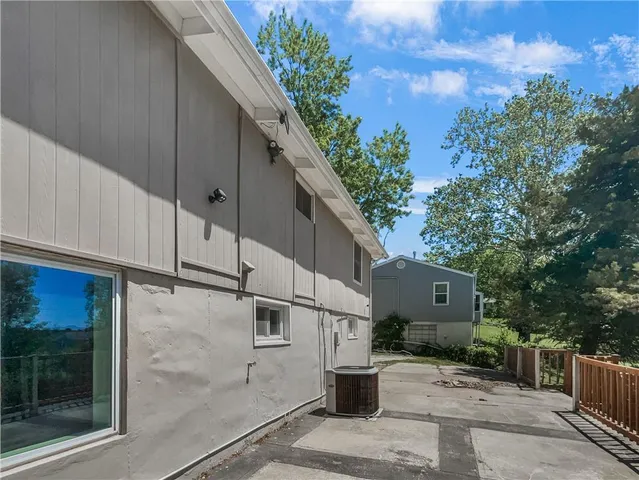 $243,000 | 2939 Jewett Street, Kansas City, MO 64117