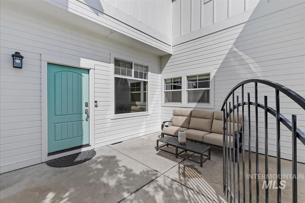 191 South Spring Lake Way Star, ID 83669 - Photo 2 of 35