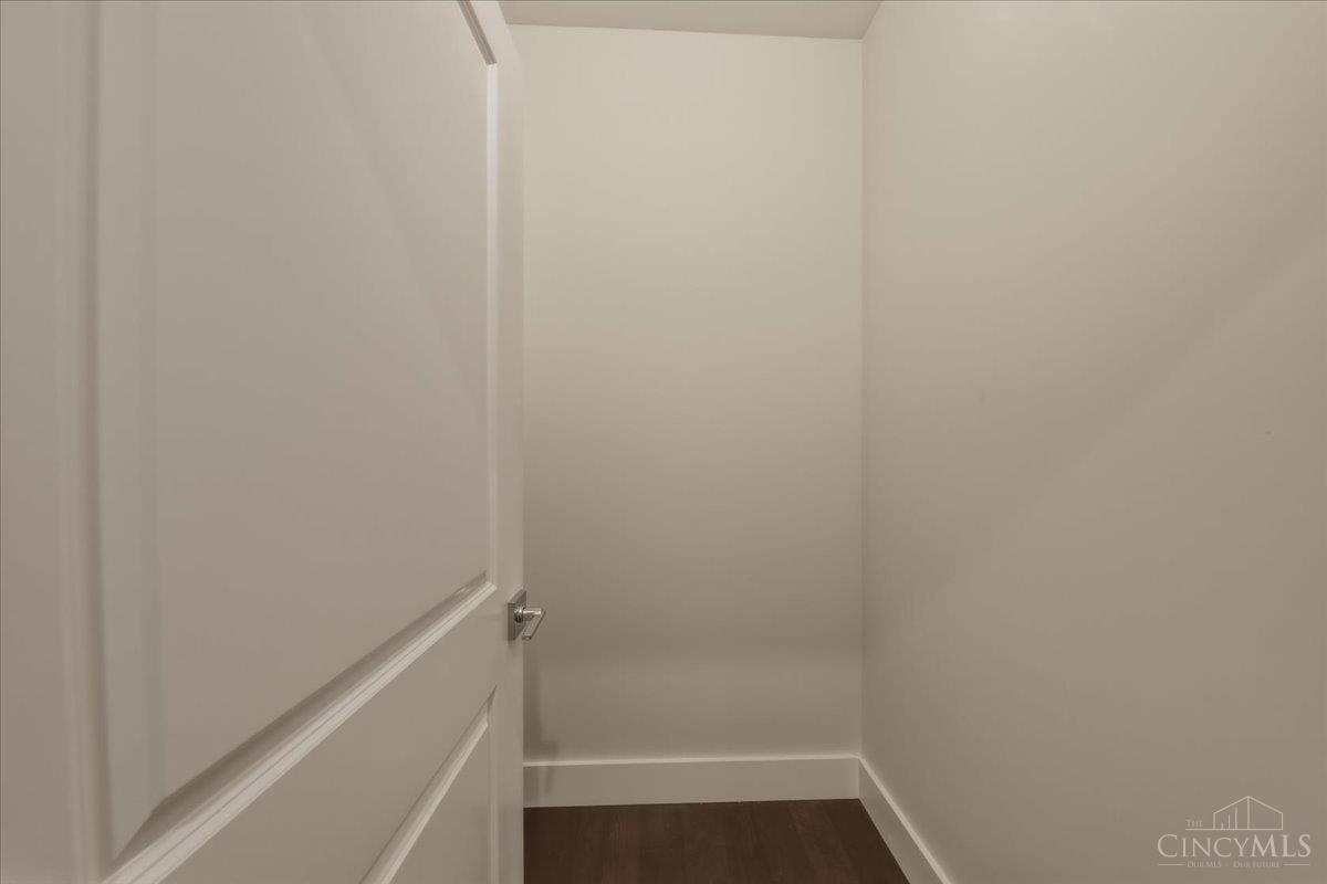 3912 Edwards Road Cincinnati, OH 45209 - Photo 14 of 70