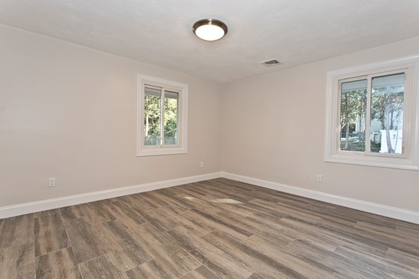 40 Donegal Road Peabody, MA 01960 - Photo 20 of 30 Gallery Image 20