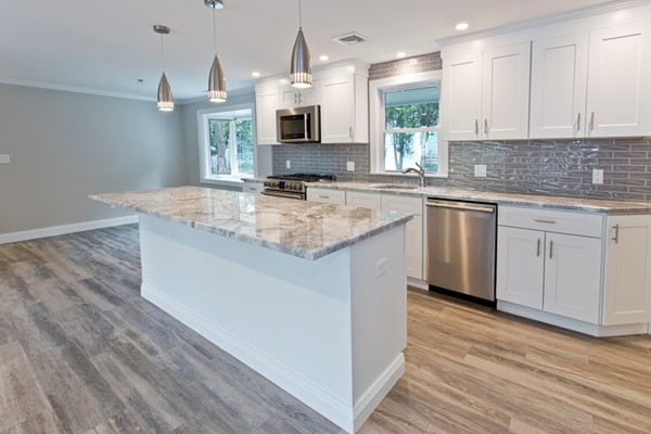 40 Donegal Road Peabody, MA 01960 - Photo 6 of 30 Gallery Image 6