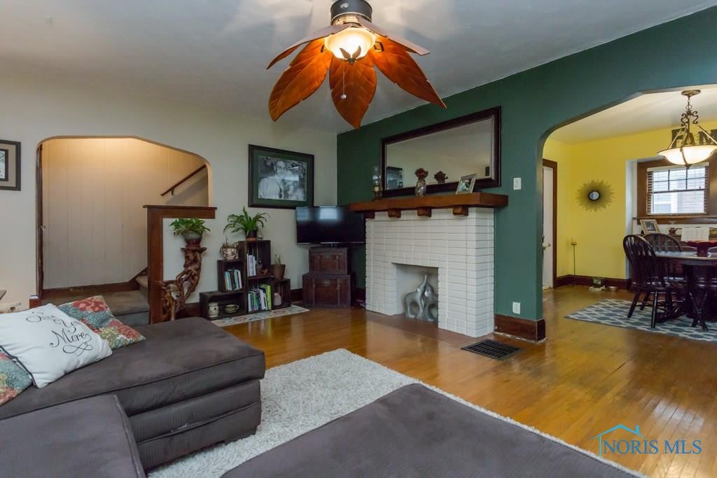 940 Alvison Road Toledo, OH 43612 - Photo 5 of 36 Gallery Image 5
