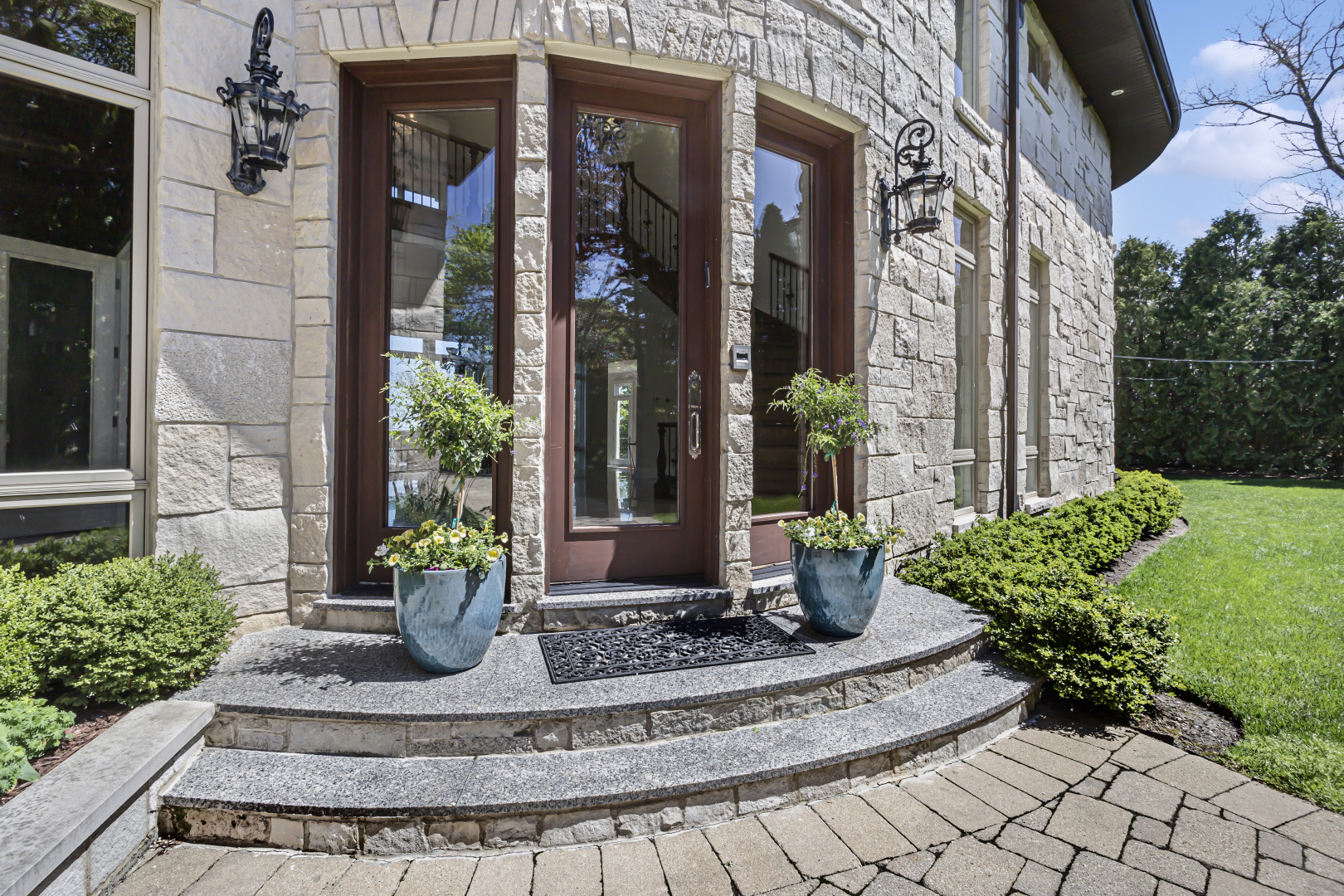 70 Harbor Street Glencoe, IL 60022 - Photo 5 of 98