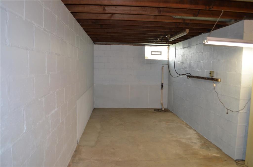 126 Community Park Road Freeport, PA 16229 - Photo 18 of 25 Gallery Image 18