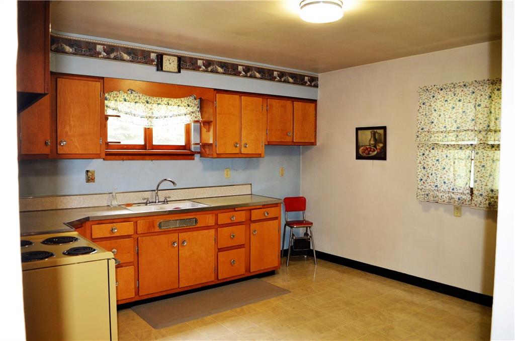 126 Community Park Road Freeport, PA 16229 - Photo 10 of 25 Gallery Image 10