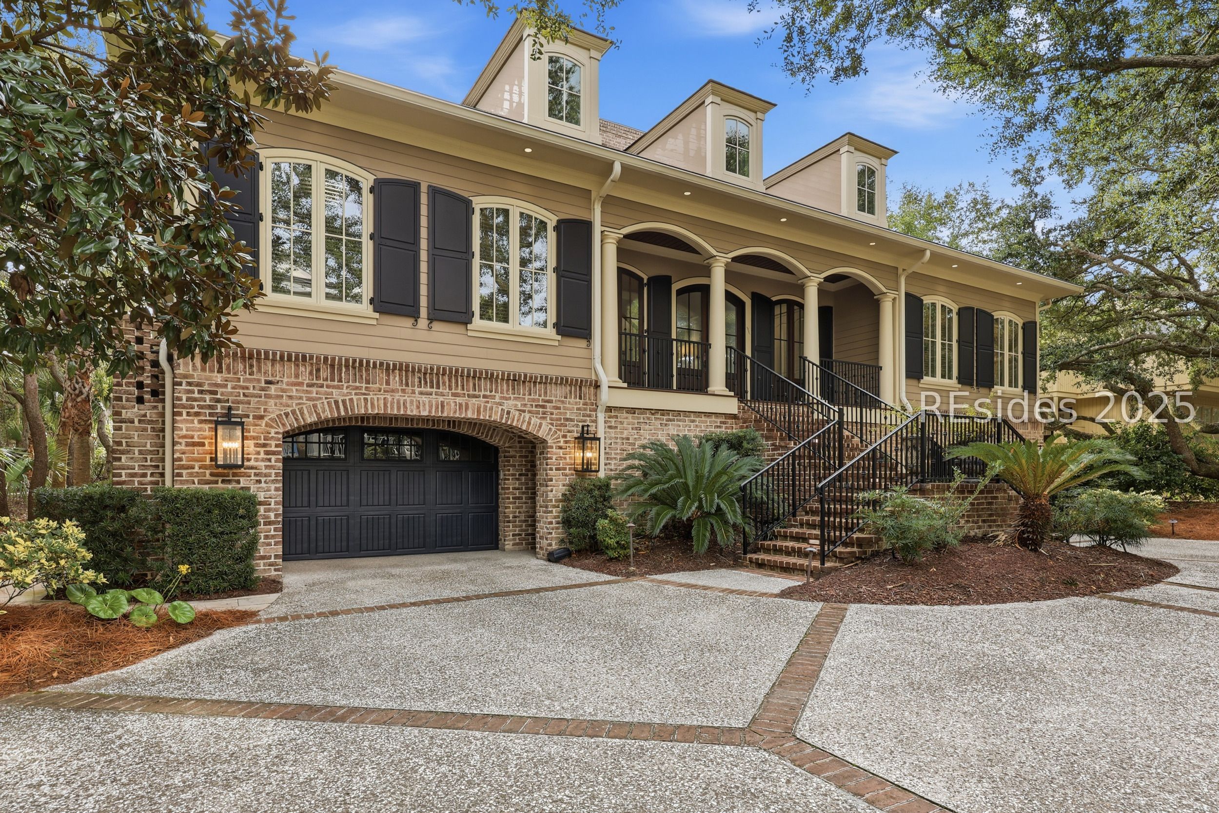 16 Planters Row Hilton Head Island, SC 29928 - Photo 12 of 100