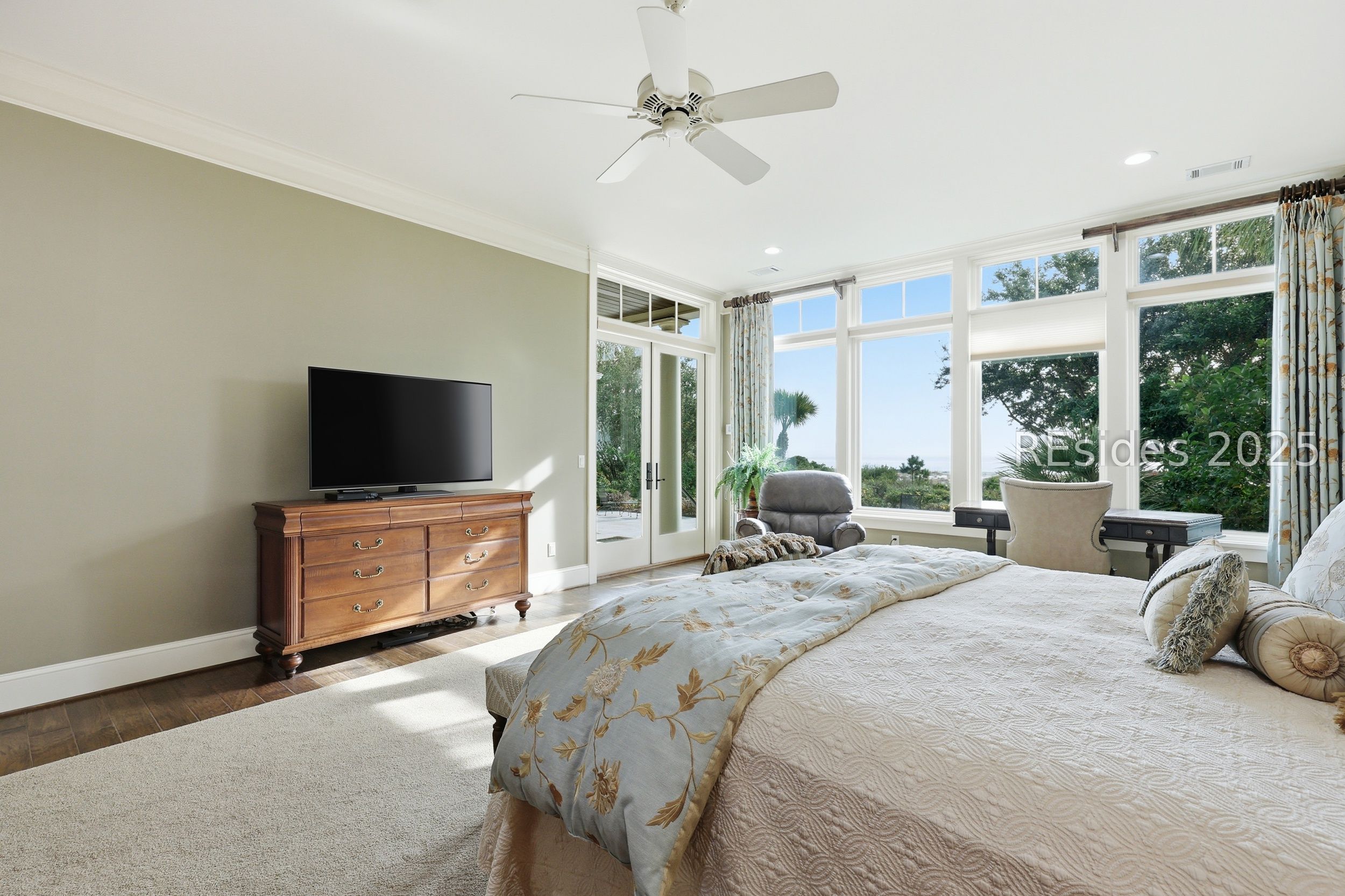 16 Planters Row Hilton Head Island, SC 29928 - Photo 39 of 100 Primary Suite with Ocean Views & Porch access