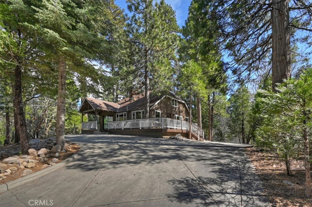 27297 Little Bear Road Blue Jay, CA 92317 - Photo 9 of 46 Gallery Image 9