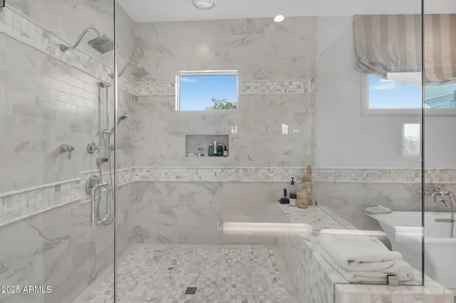 $20,000 | 3507 North 39th Place, Phoenix, AZ 85018