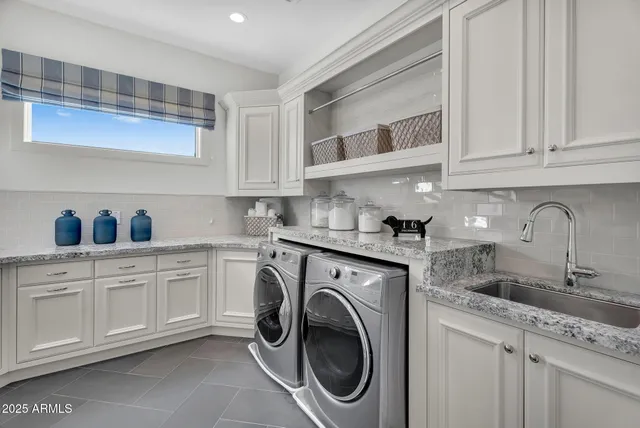 $20,000 | 3507 North 39th Place, Phoenix, AZ 85018