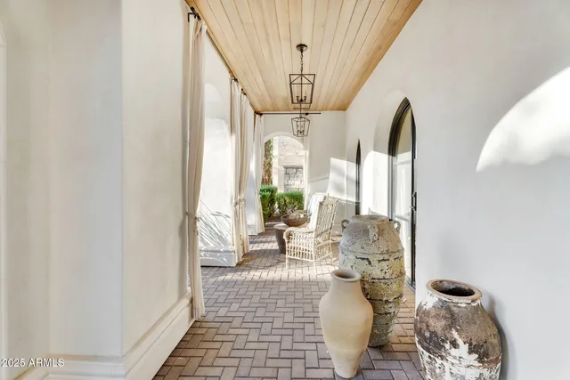 $20,000 | 3507 North 39th Place, Phoenix, AZ 85018