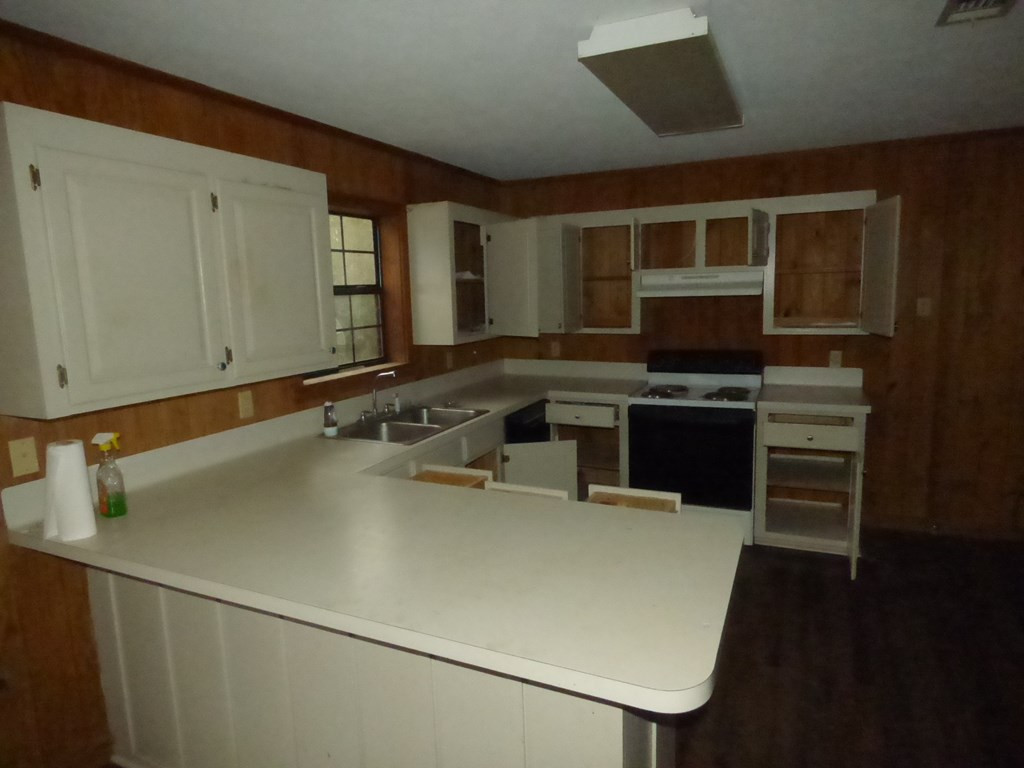1024 Reggie Martin Drive McComb, MS 39648 - Photo 5 of 6 Photo 5