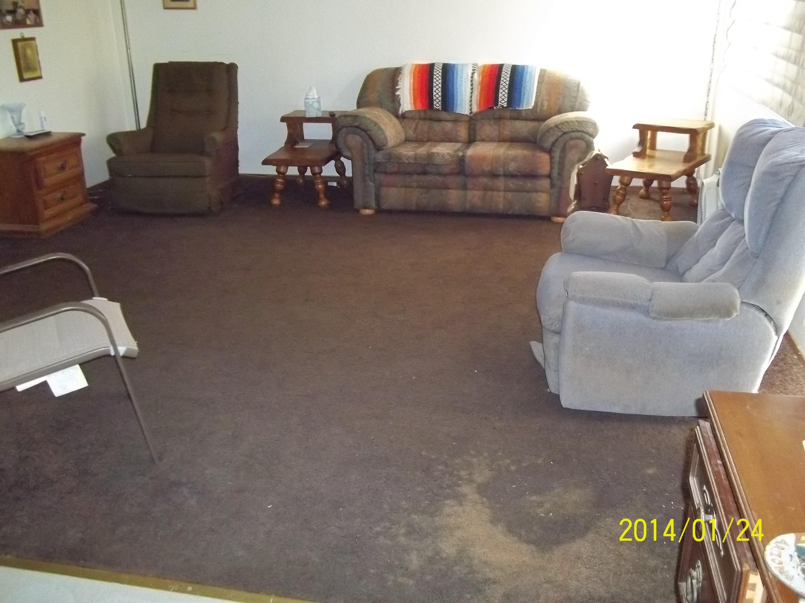 3092 Marmac Road Anderson, CA 96007 - Photo 4 of 9 Living room