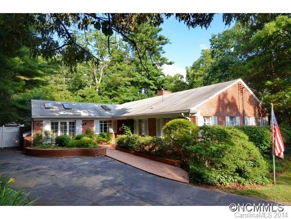 377 Country Club Road Asheville, NC 28804 - Photo 2 of 24 Gallery Image 2
