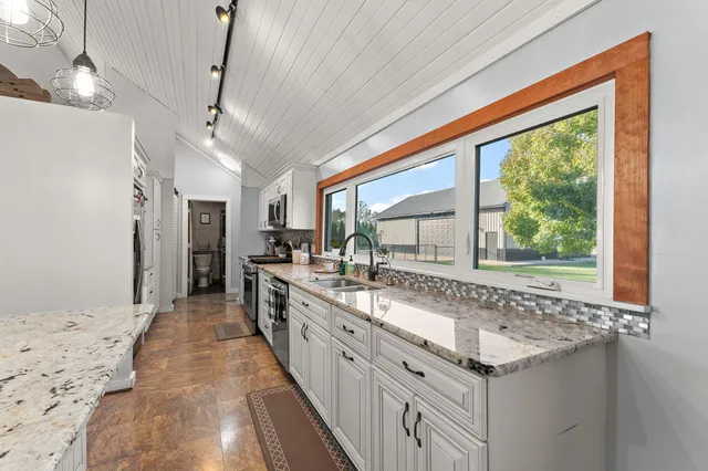 $559,900 | 355 East 300 South, Valparaiso, IN 46383