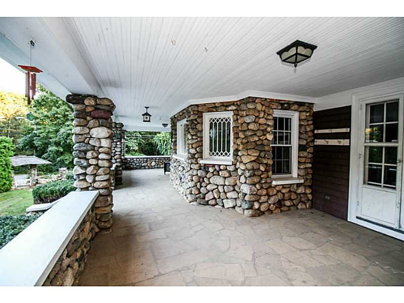 36 Cobble Hill Road Lincoln, RI 02865 - Photo 14 of 22 Porch.