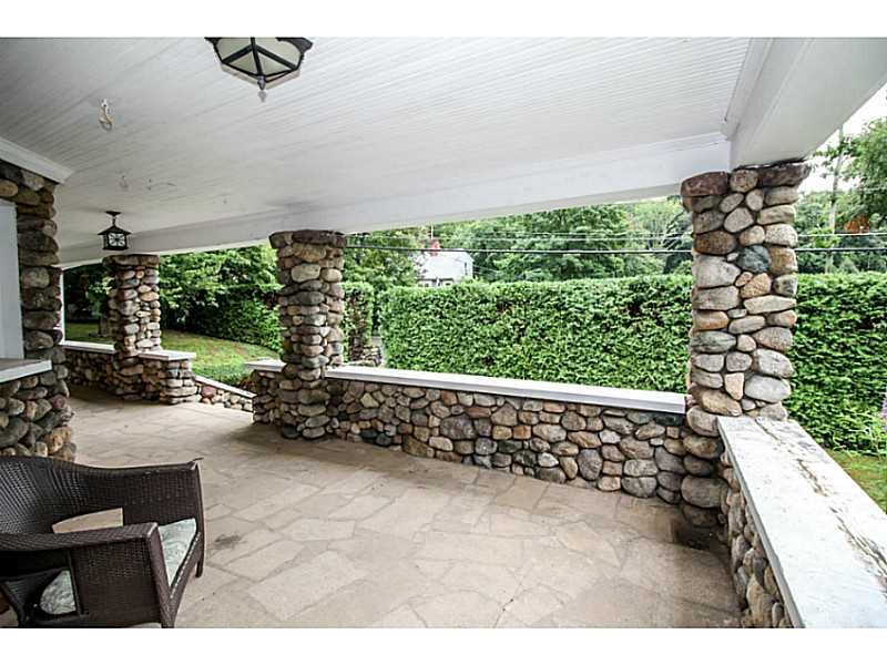 36 Cobble Hill Road Lincoln, RI 02865 - Photo 15 of 22 Porch.