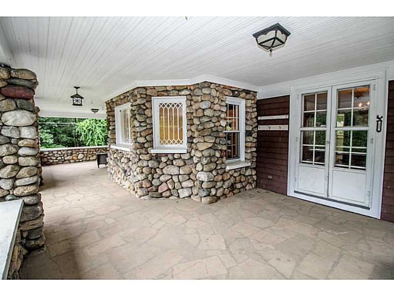 36 Cobble Hill Road Lincoln, RI 02865 - Photo 16 of 22 Porch.
