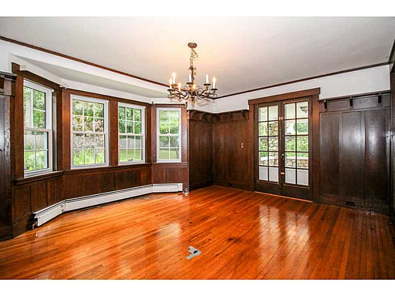 36 Cobble Hill Road Lincoln, RI 02865 - Photo 7 of 22 Dining Room.