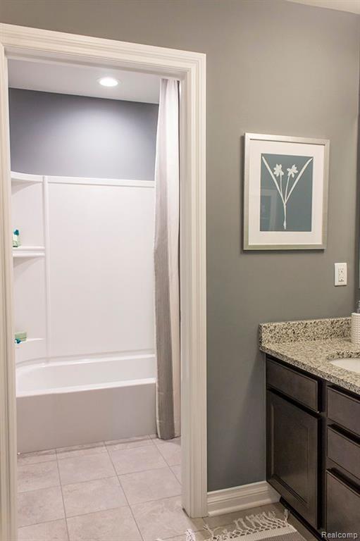 22683 Novi Road Novi, MI 48375 - Photo 6 of 51 Gallery Image 6