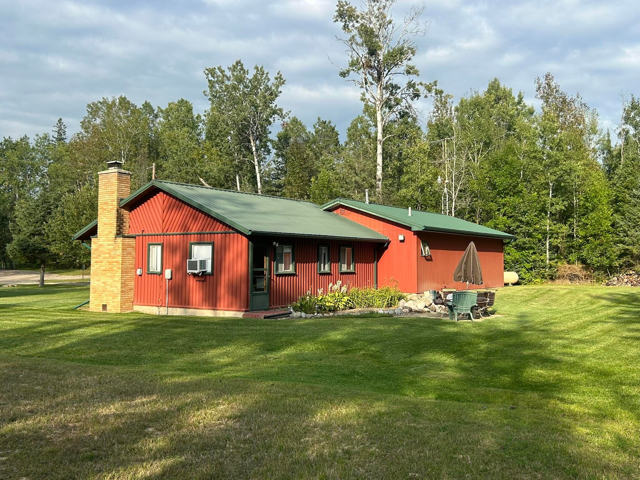 237 Hawks Street Lachine, MI 49753 - Photo 2 of 31 IMG_5114