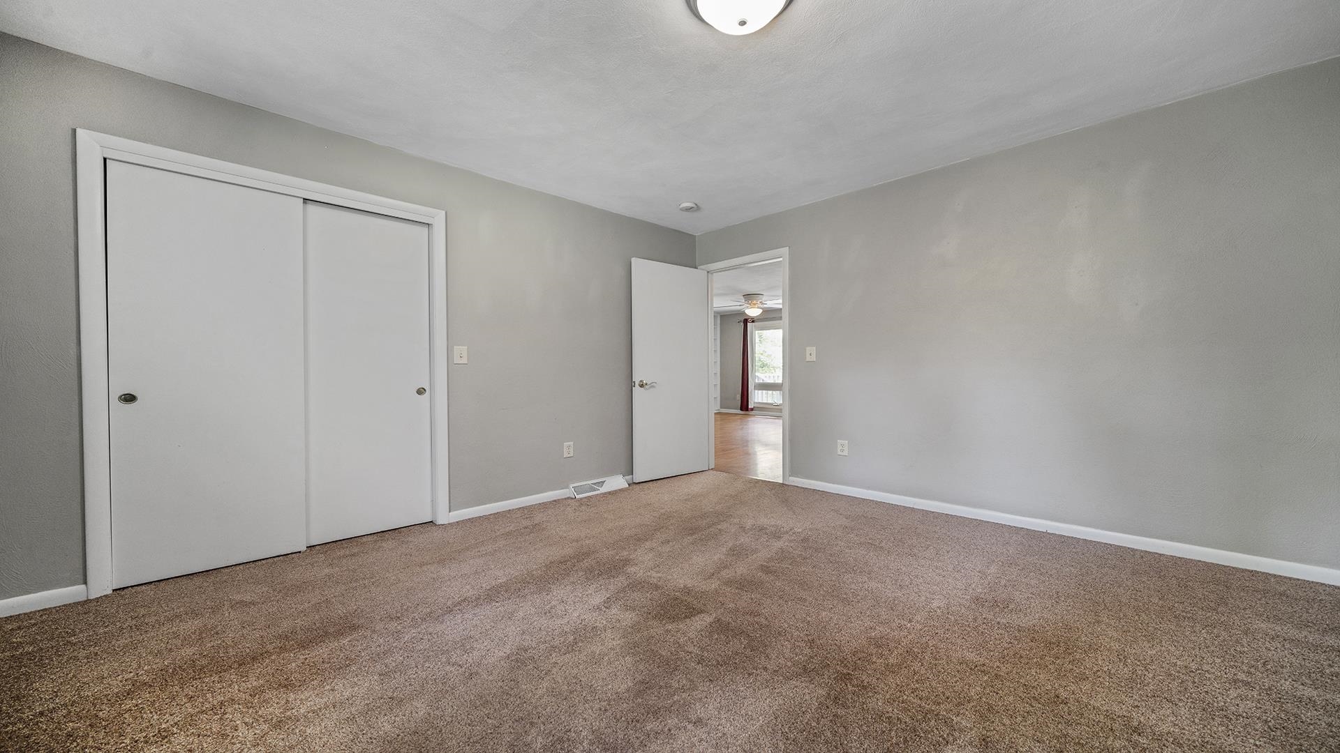 3691 South Bend Road Rockford, IL 61109 - Photo 13 of 34 a view of an empty room and wooden floor
