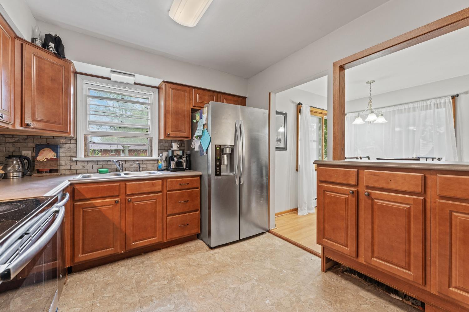 229 Marimar Court Crown Point, IN 46307 - Photo 11 of 21 1500x1000