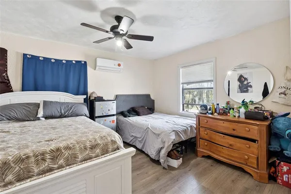 $265,000 | 806 South Main Avenue, Groveland, FL 34736