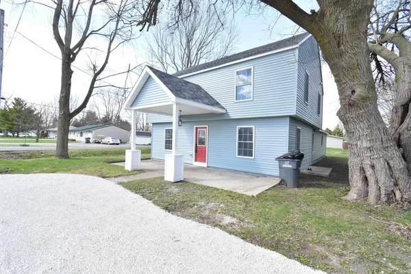 $275,000 | 112 West Allen Street, Kentland, IN 47951