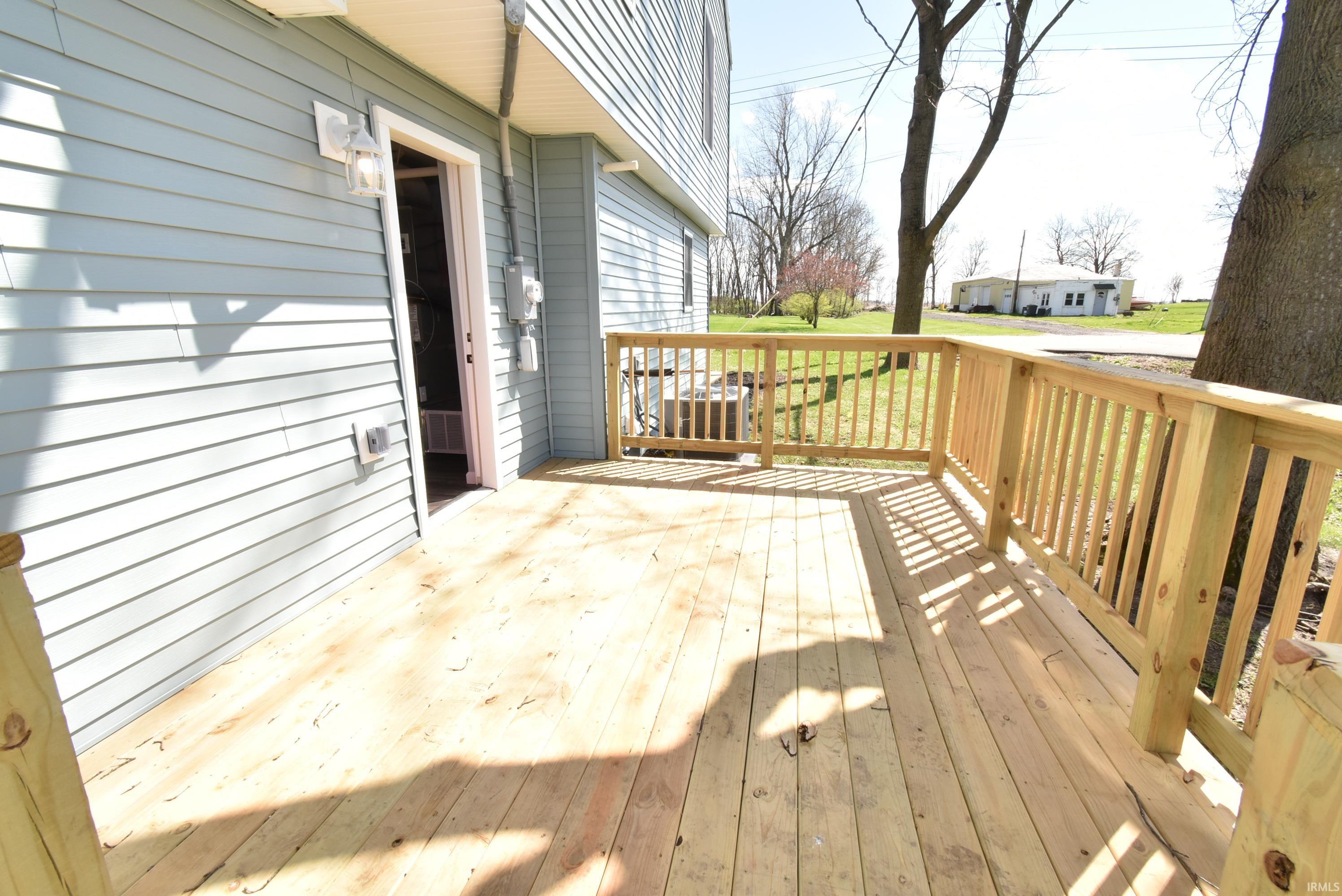 112 West Allen Street Kentland, IN 47951 - Photo 9 of 35